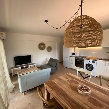 Bella Paula Apartment Es Pujols Luaran gambar